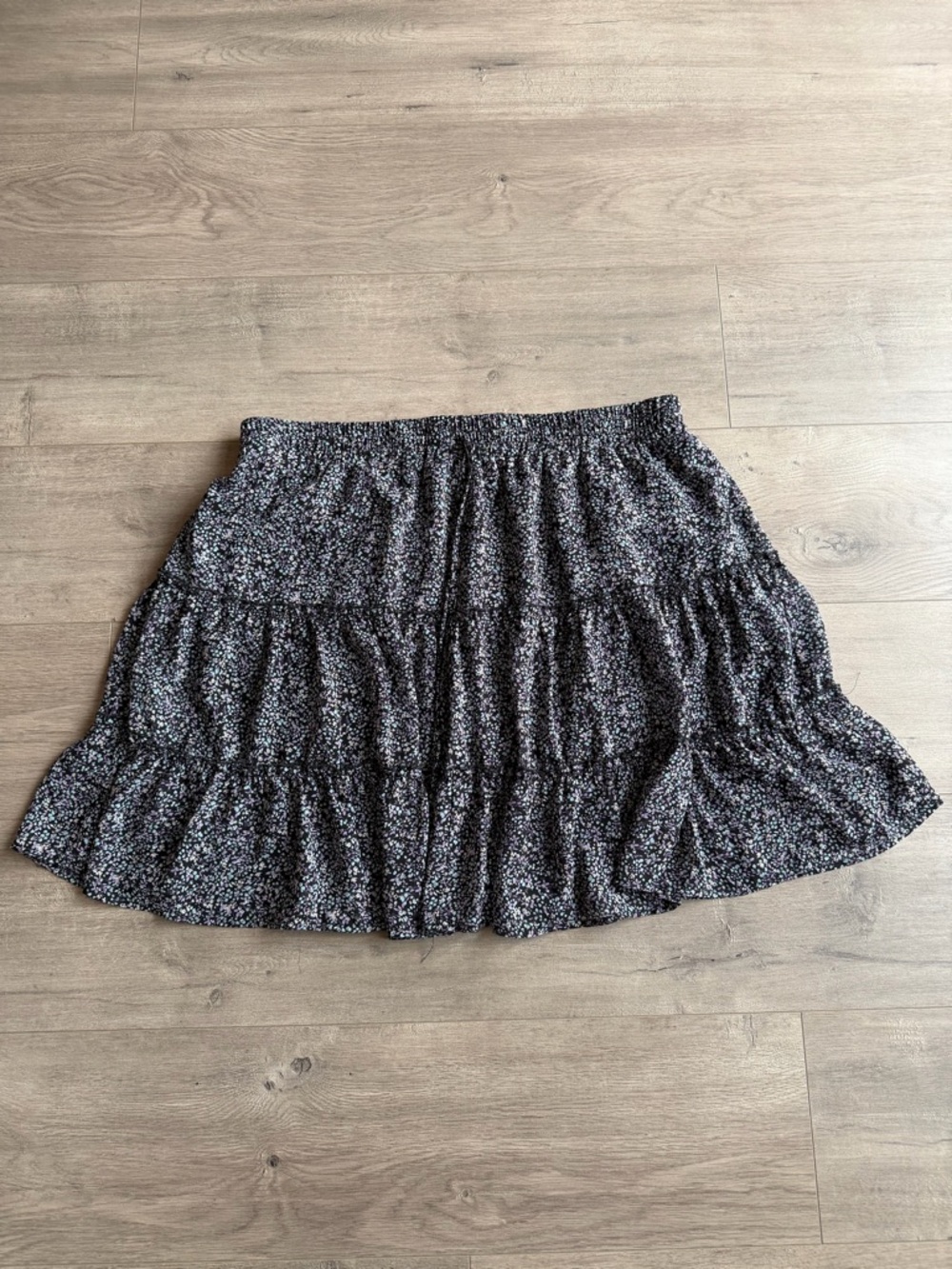 She + Sky floral print mini skirt - size 2XL